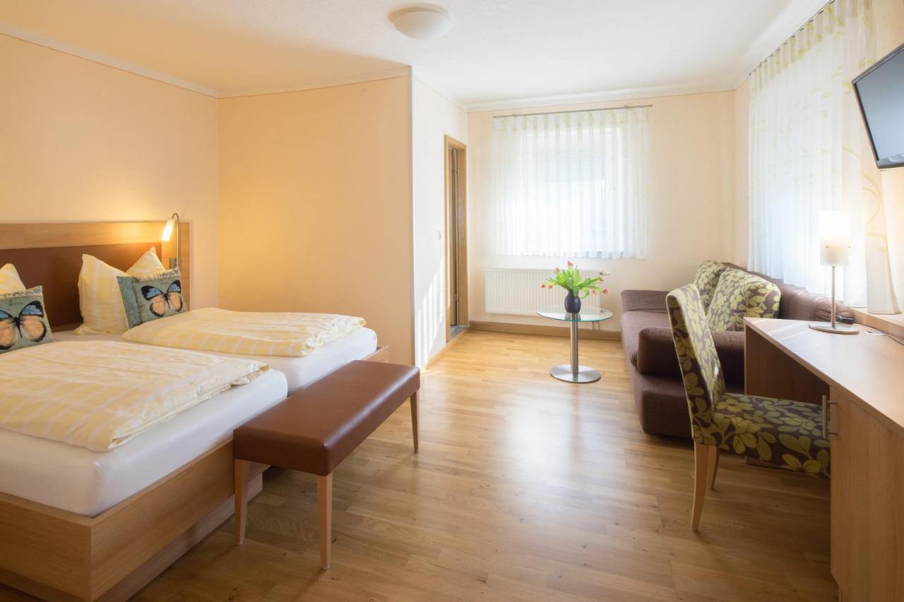 Hotel Goldener Loewe Günzburg Eksteriør bilde